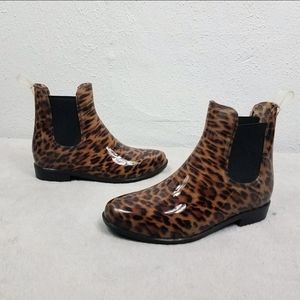 Chelsea Leopard Boots